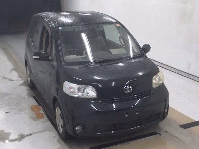 TOYOTA PORTE
