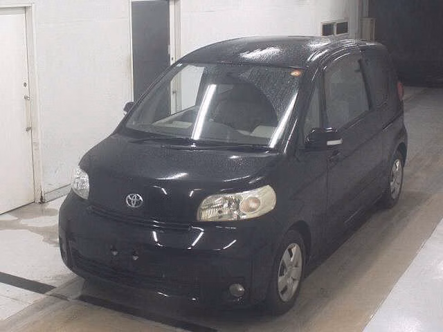 TOYOTA PORTE