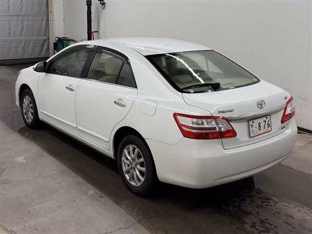 TOYOTA PREMIO