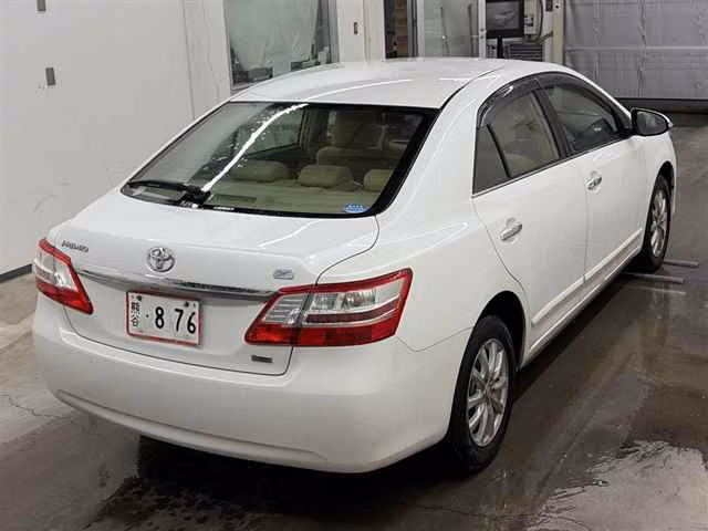 TOYOTA PREMIO