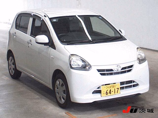 TOYOTA PIXIS EPOCH