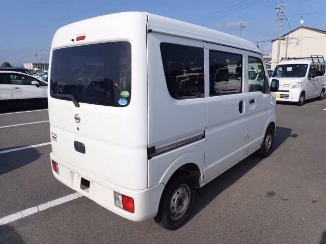 NISSAN NV100 CLIPPER