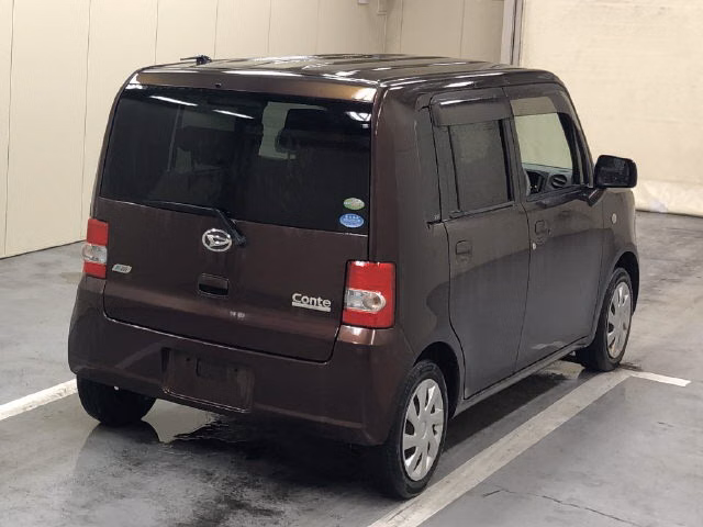 DAIHATSU MOVE CONTE