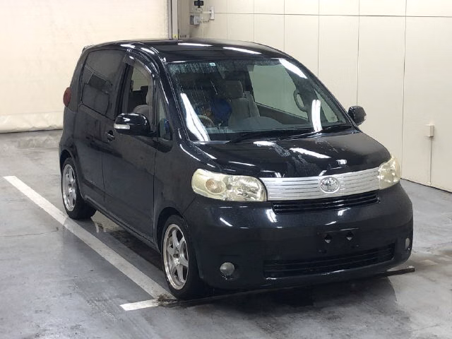 TOYOTA PORTE