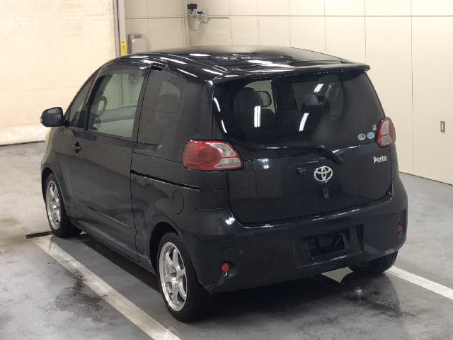 TOYOTA PORTE