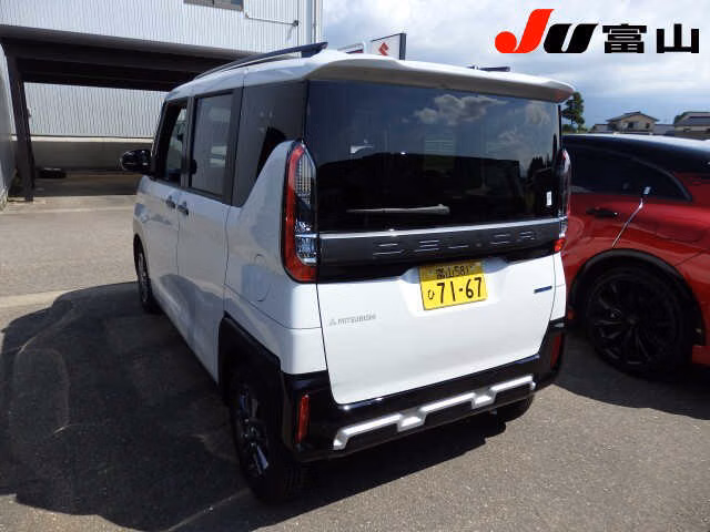 MITSUBISHI DELICA MINI