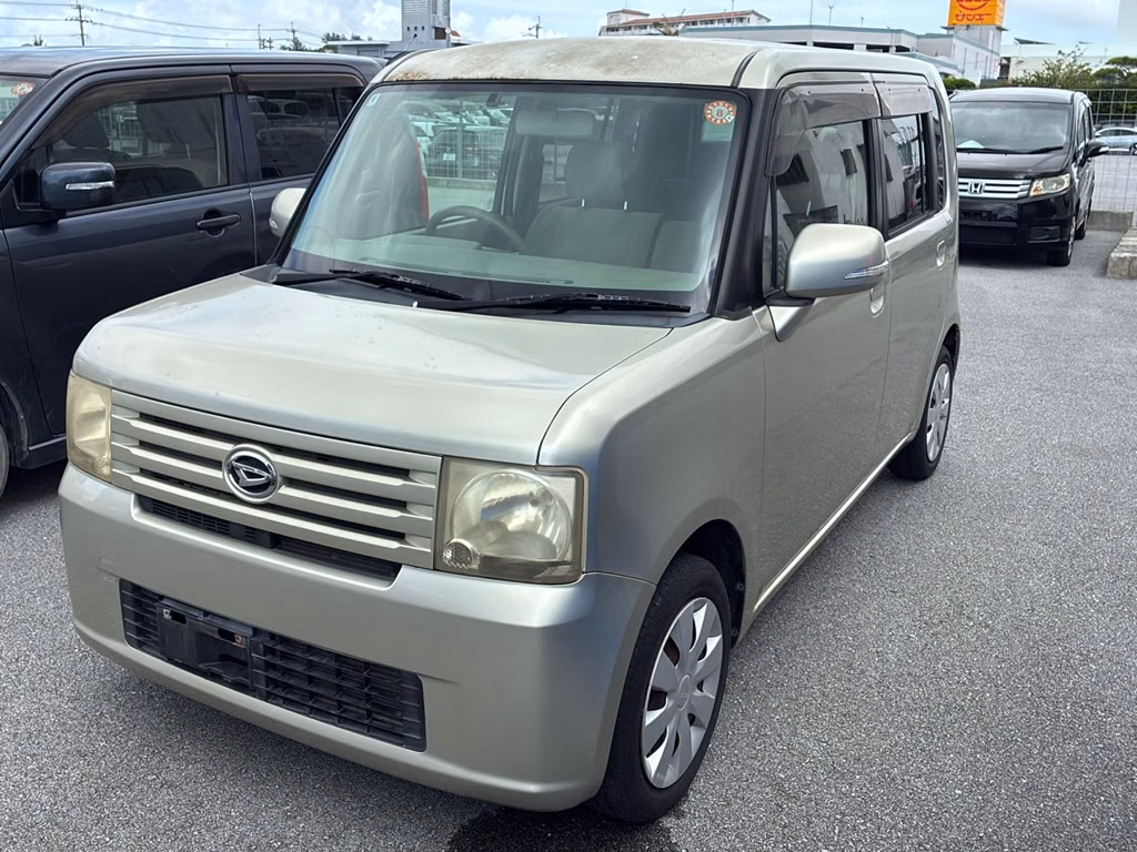 DAIHATSU MOVE CONTE