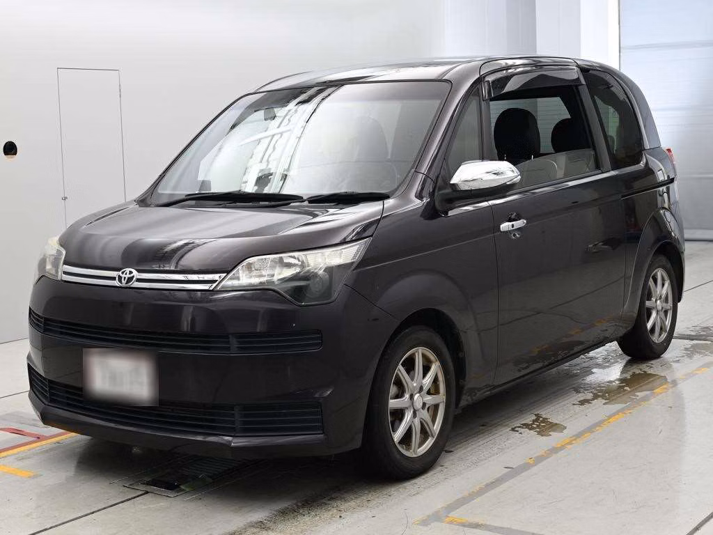 TOYOTA SPADE