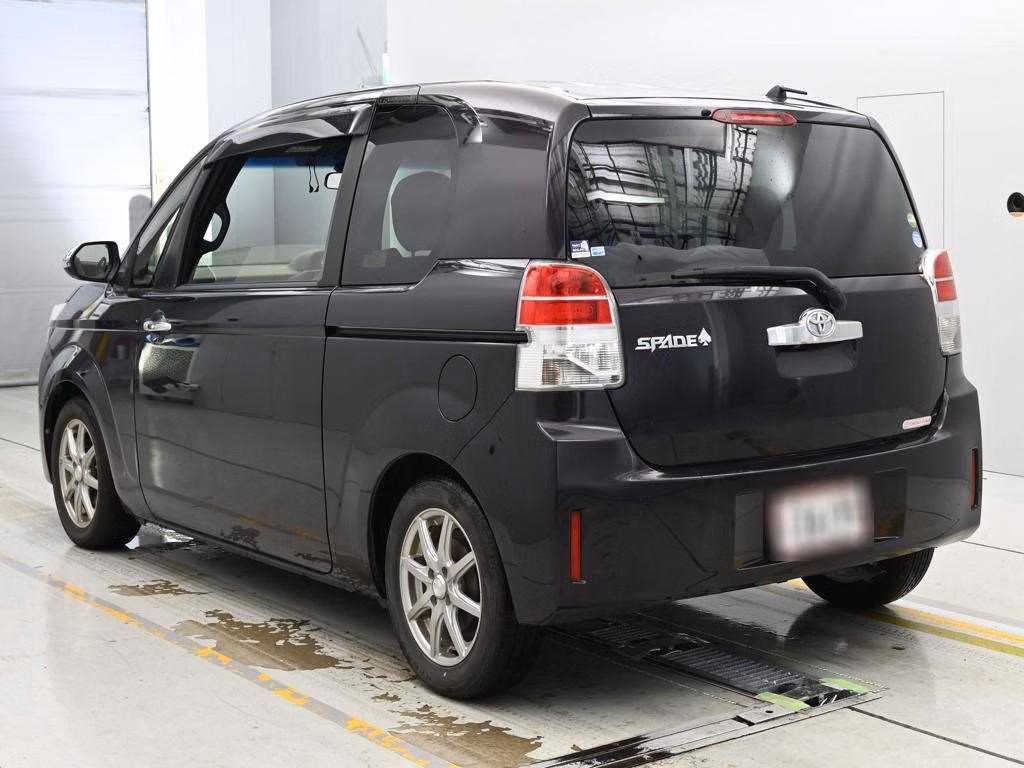 TOYOTA SPADE