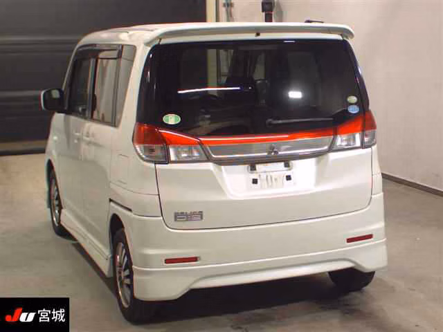 MITSUBISHI DELICA D:2