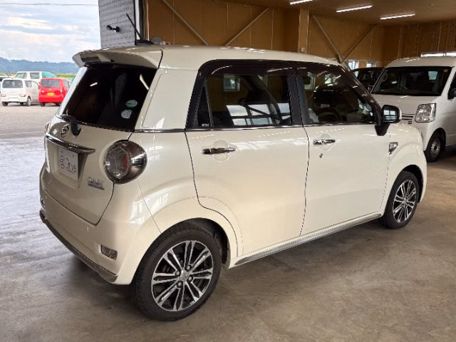 DAIHATSU CAST