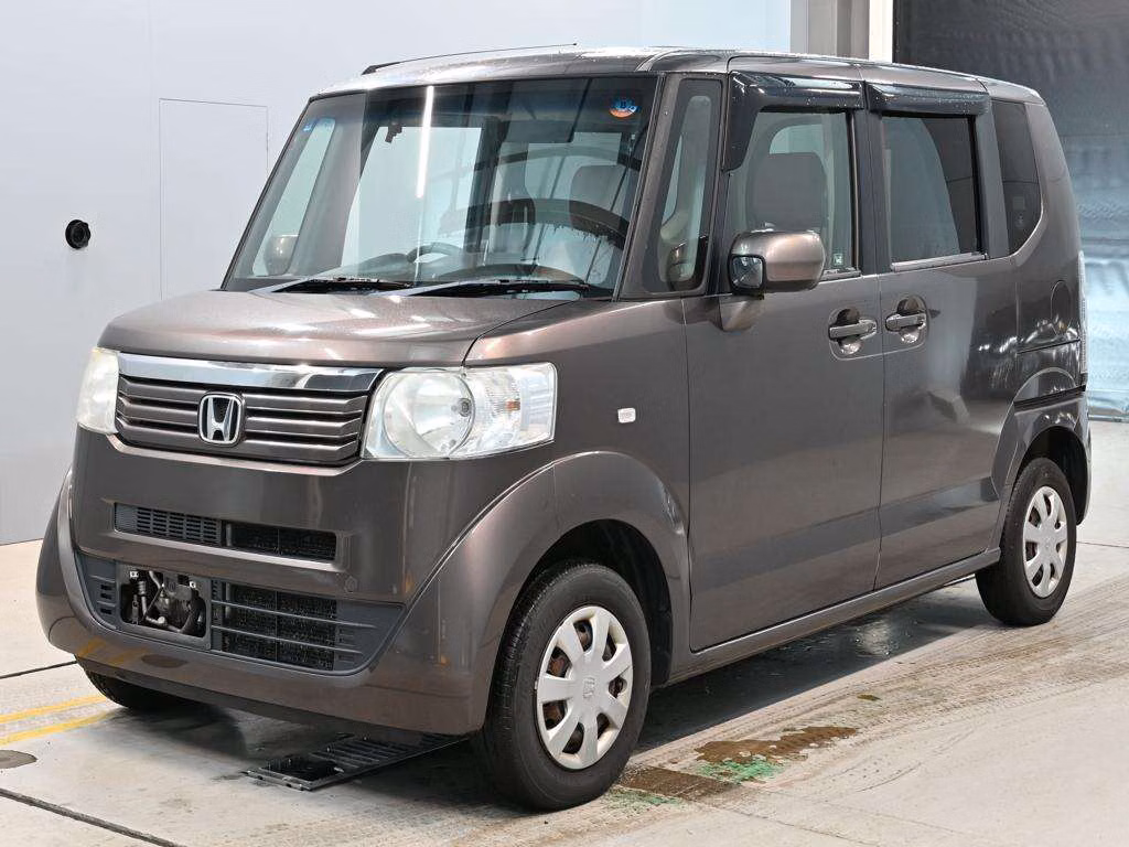 HONDA N-BOX