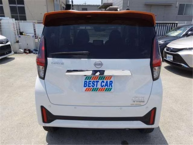 NISSAN DAYZ