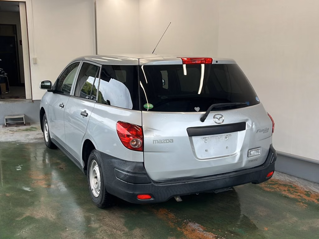 MAZDA FAMILIA