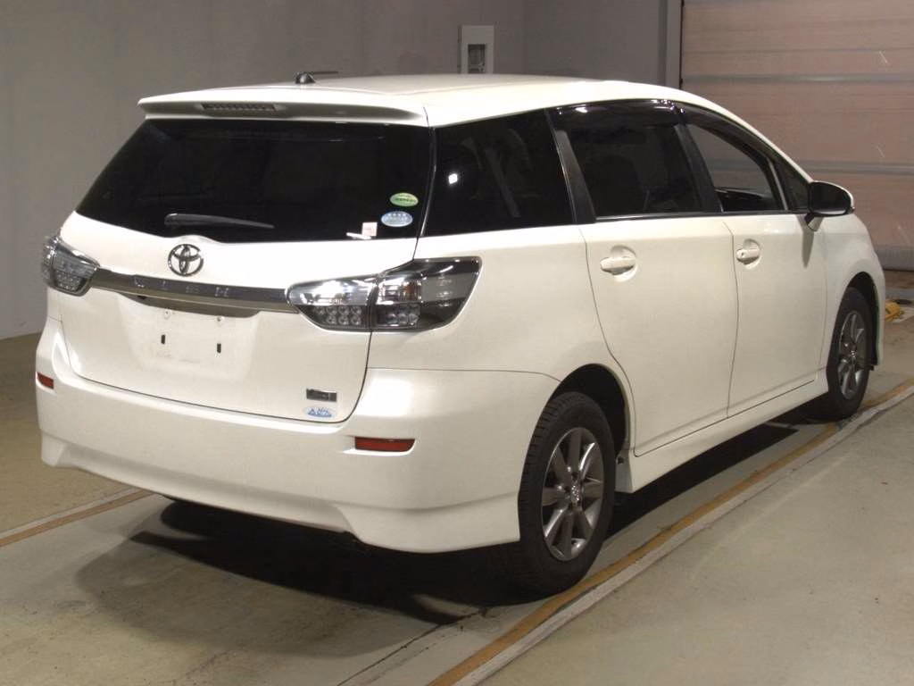 TOYOTA WISH