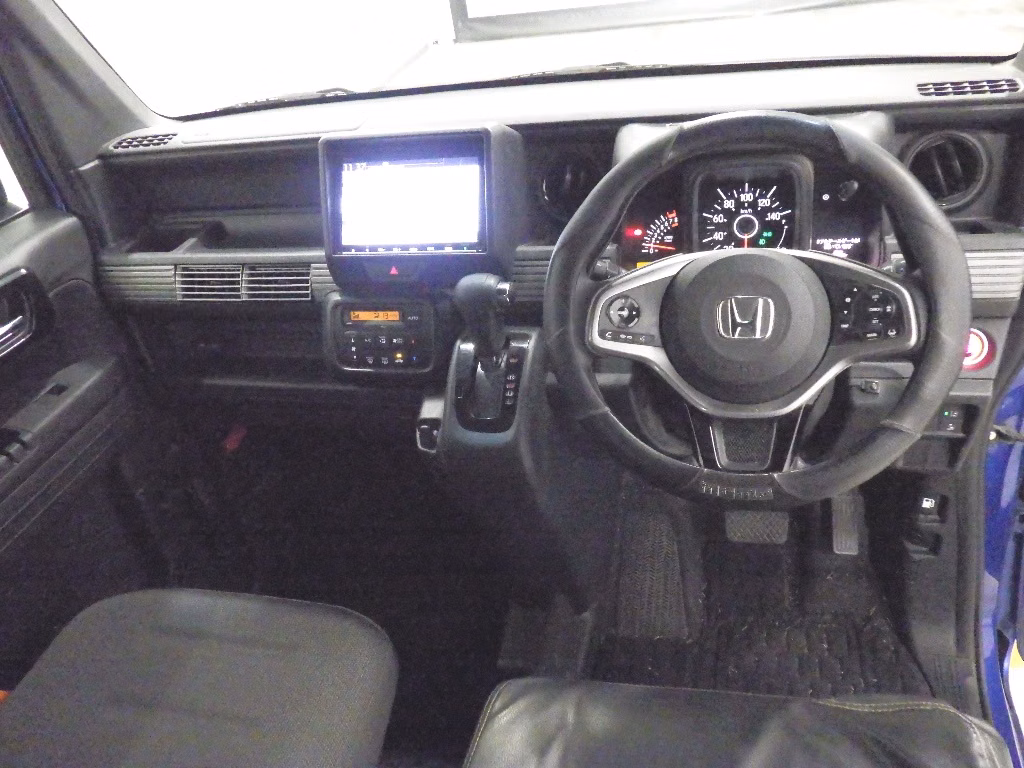 HONDA N-VAN