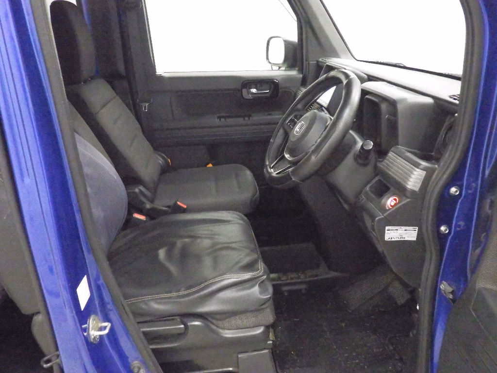 HONDA N-VAN