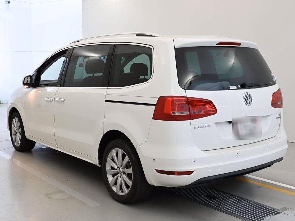 VOLKSWAGEN SHARAN