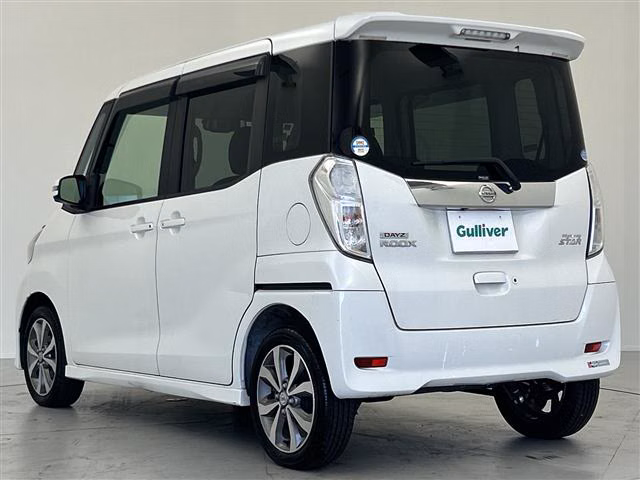 NISSAN DAYZ ROOX