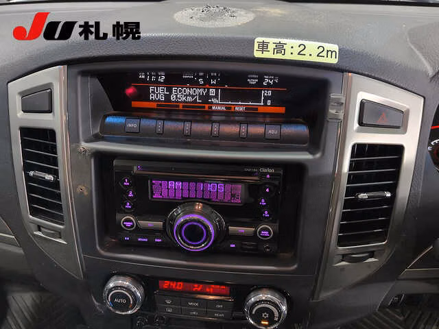 MITSUBISHI PAJERO