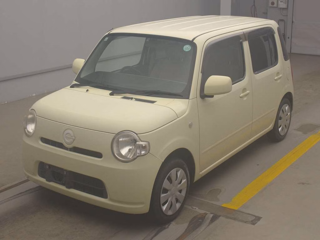 Daihatsu Mira Cocoa