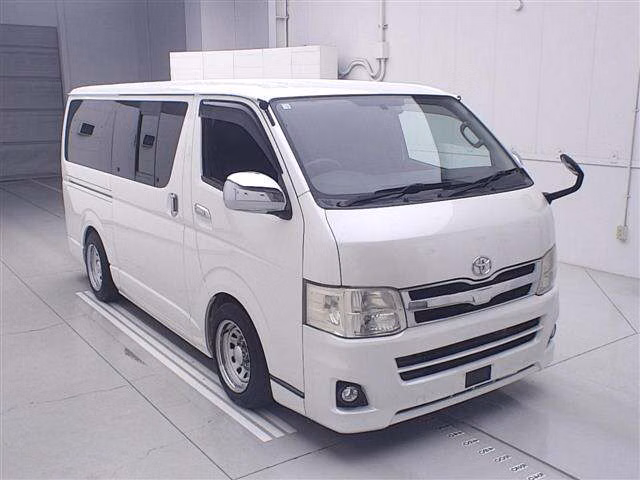 Toyota Regius Ace
