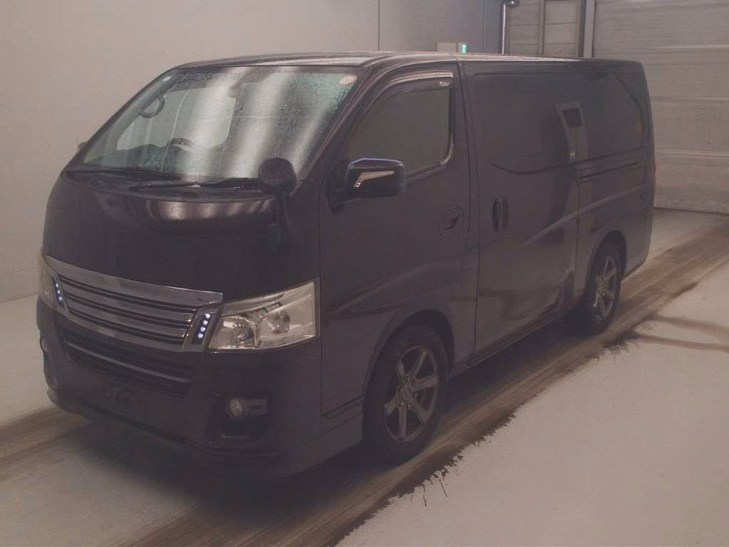 NISSAN NV350 CARAVAN