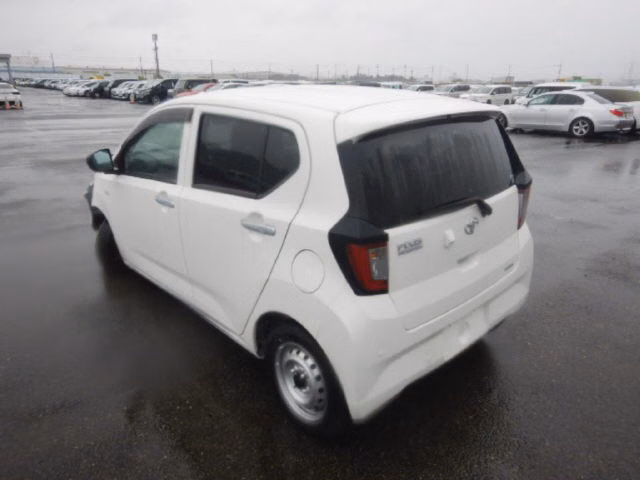 TOYOTA PIXIS EPOCH
