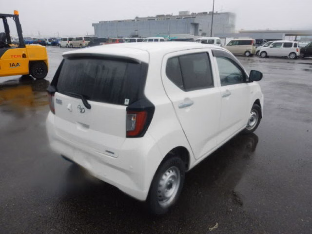 TOYOTA PIXIS EPOCH