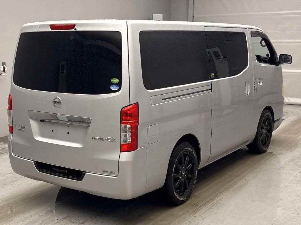 NISSAN NV350 CARAVAN