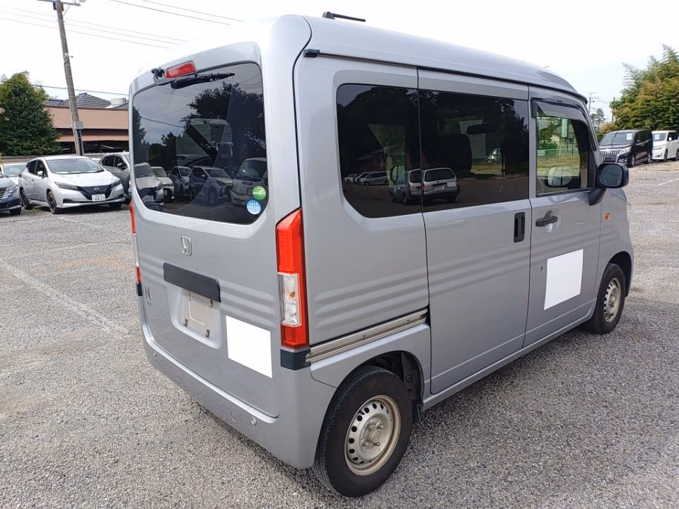 HONDA N-VAN