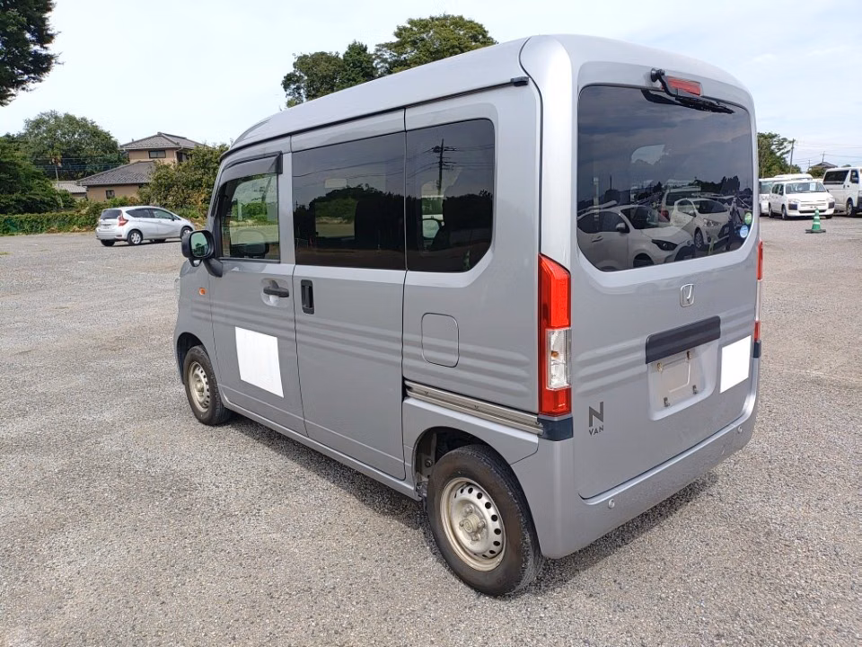 HONDA N-VAN