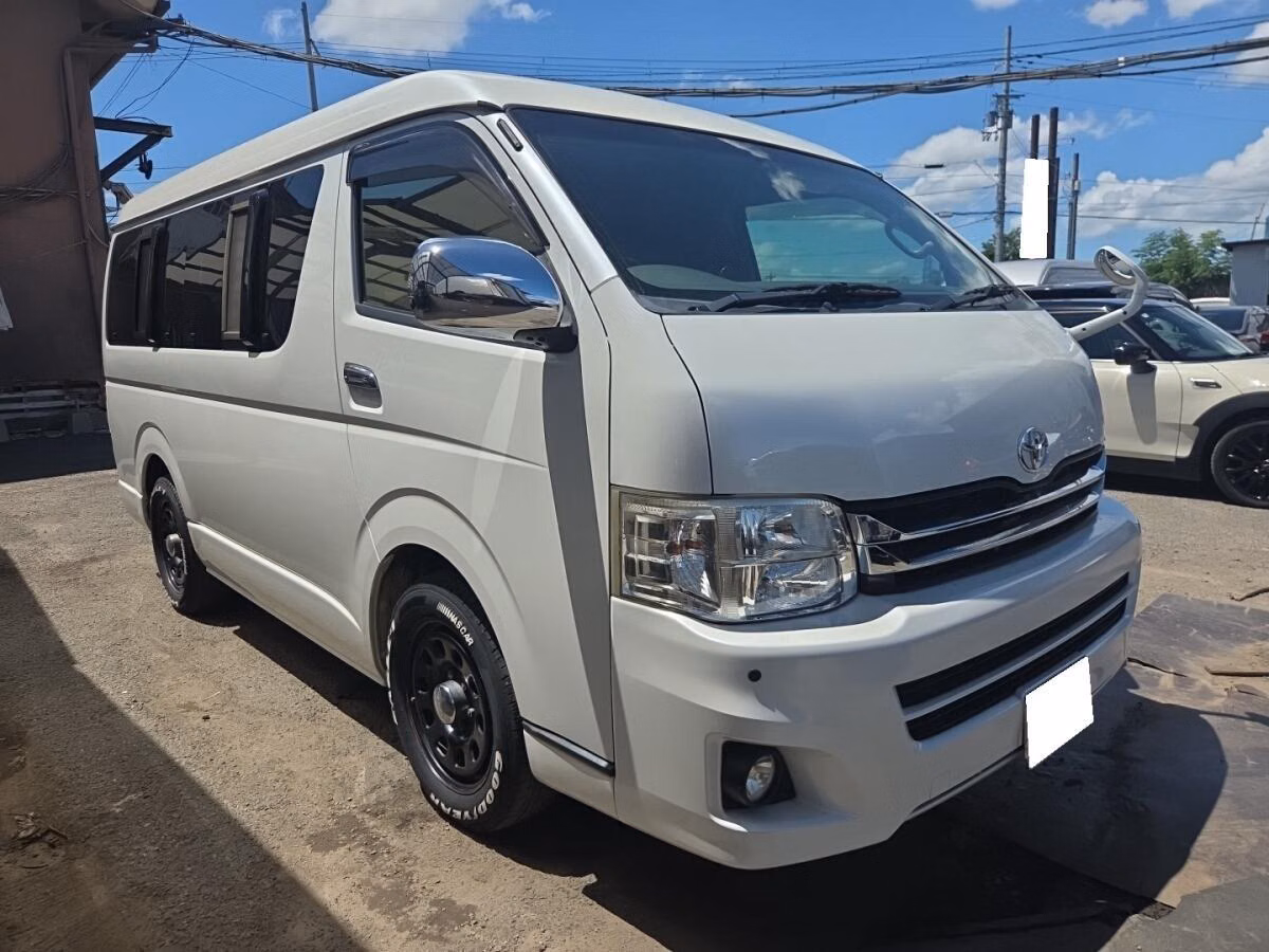 Toyota Hiace