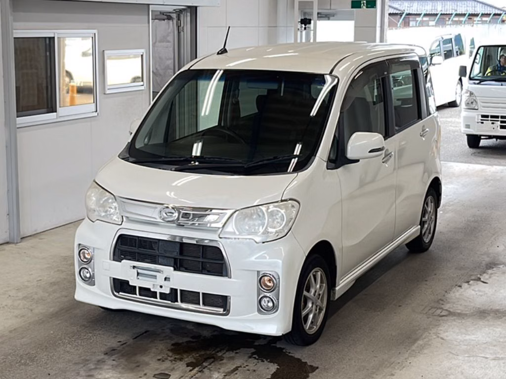 DAIHATSU TANTO EXE