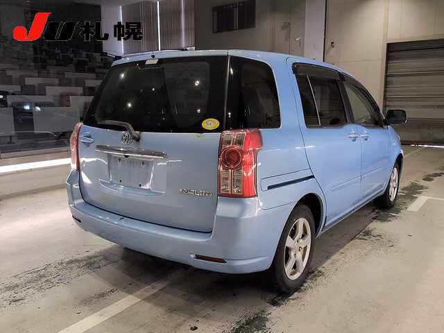 TOYOTA RAUM