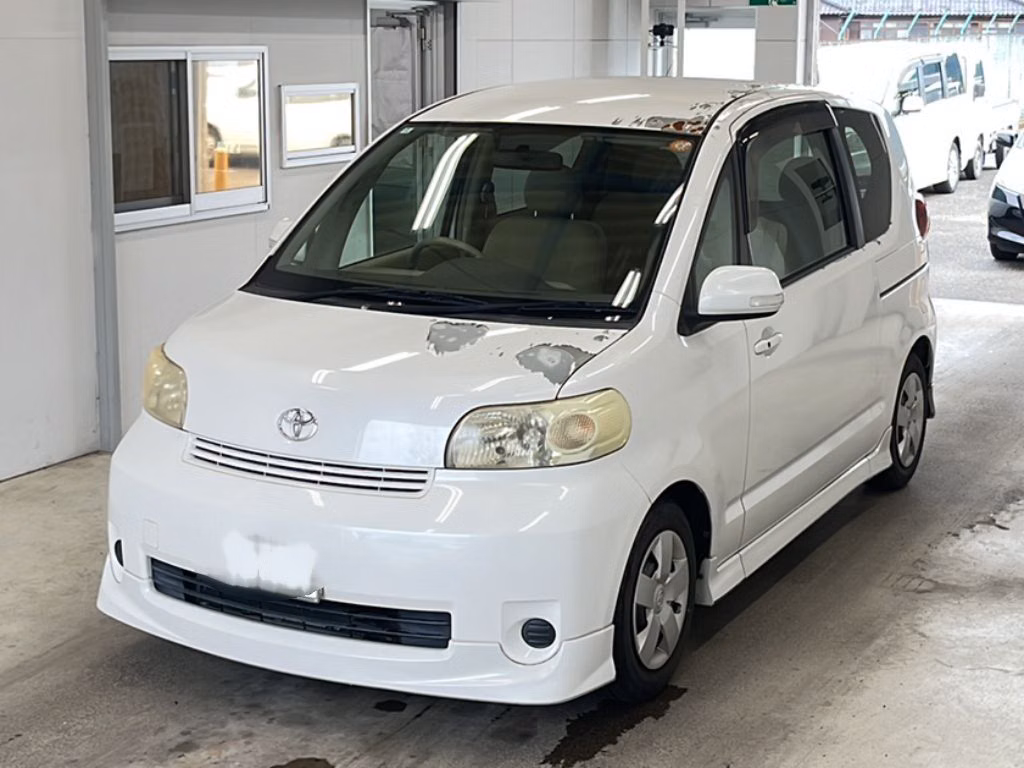 TOYOTA PORTE