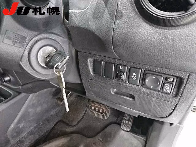 NISSAN AD