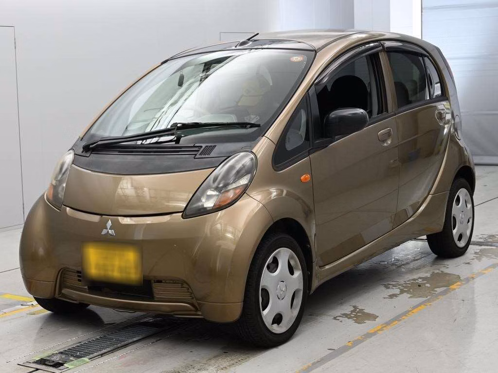 MITSUBISHI I