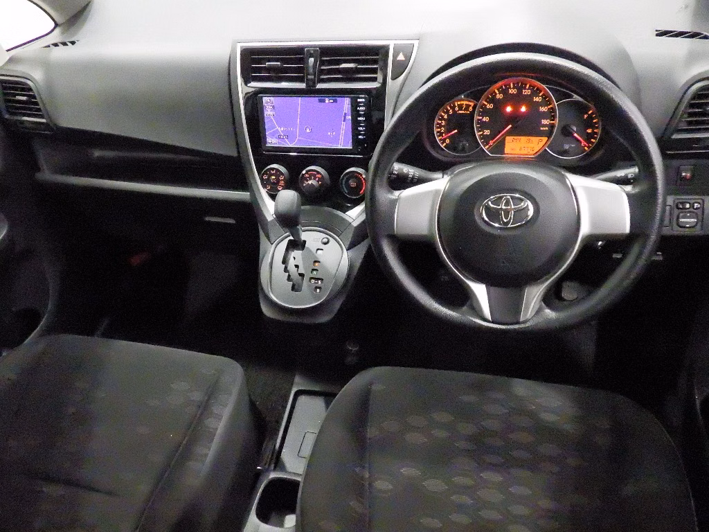 TOYOTA RACTIS
