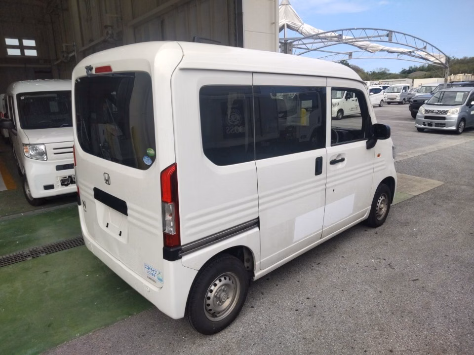 HONDA N-VAN