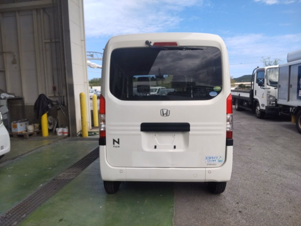 HONDA N-VAN