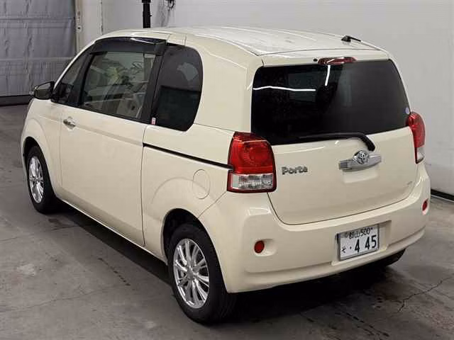 TOYOTA PORTE