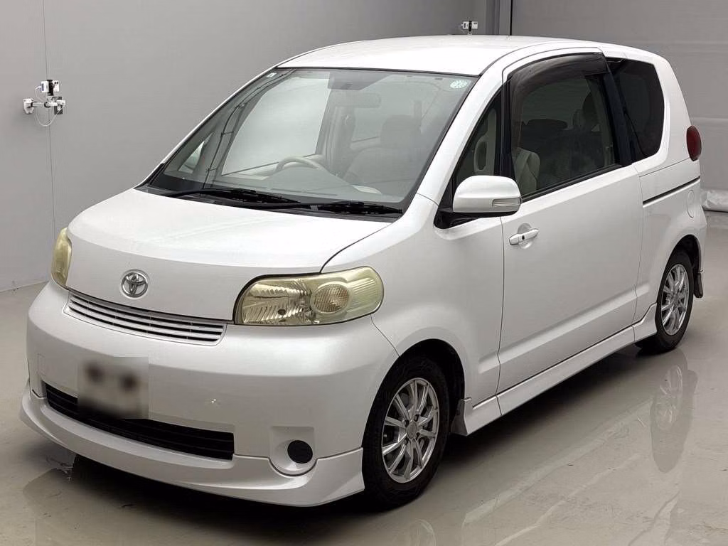 TOYOTA PORTE