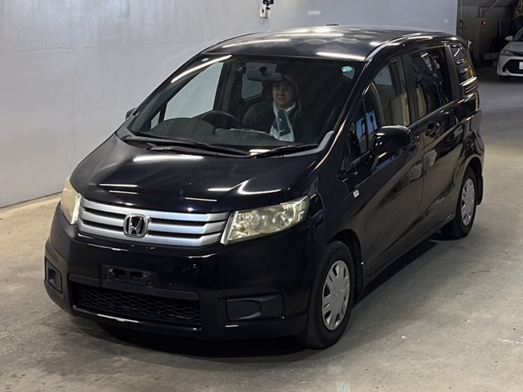Honda Freed Spike