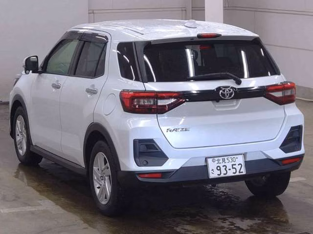 TOYOTA RAIZE