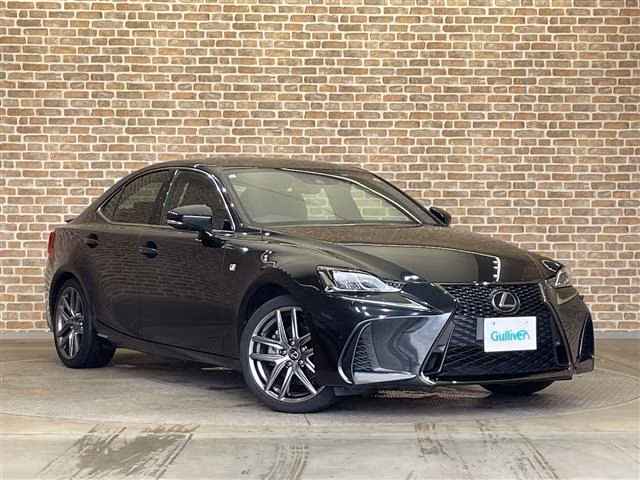 Lexus IS300h