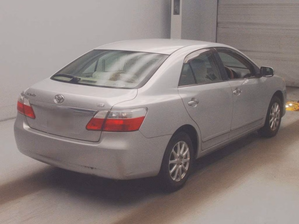 TOYOTA PREMIO