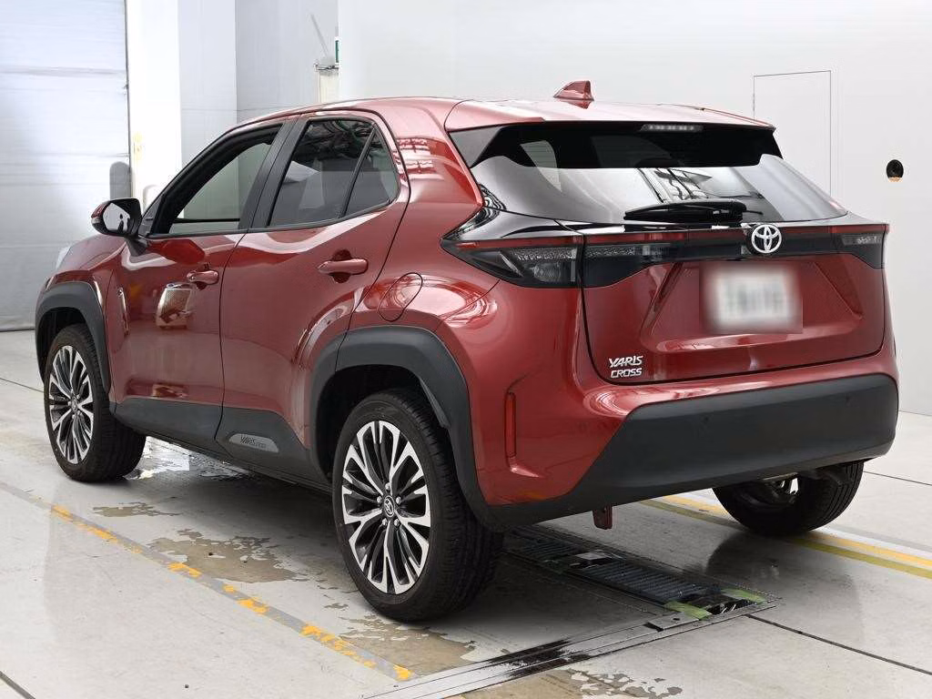TOYOTA YARIS CROSS