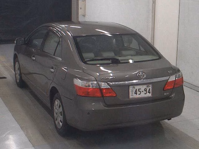 TOYOTA PREMIO