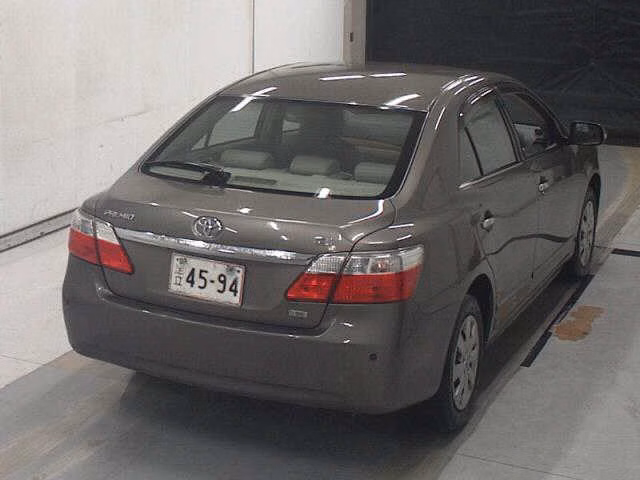 TOYOTA PREMIO